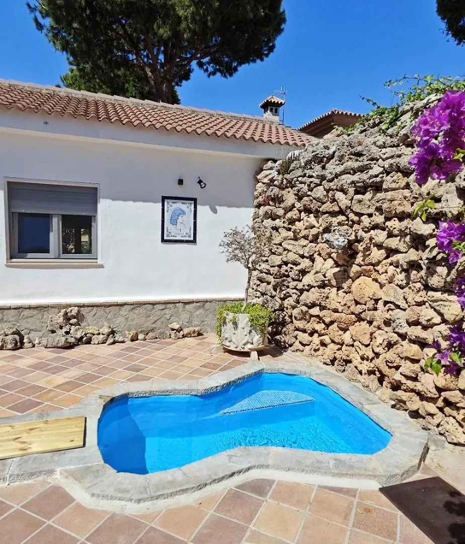 נובו סנקטי פטרי 2-Person Studio, Private Splash Pool, 5 Min Beach 0*, נובו סנקטי פטרי